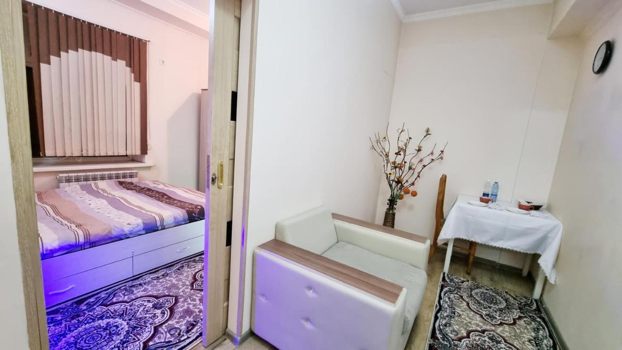 Da! Hotel Bishkek Luaran gambar